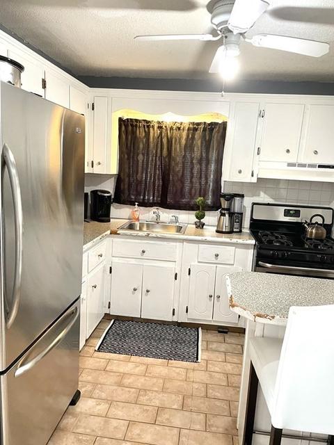 249 Griffin St, Fall River, MA 02724 photo 20