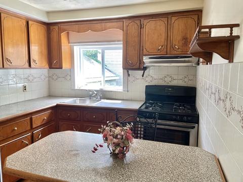 249 Griffin St, Fall River, MA 02724 photo 5