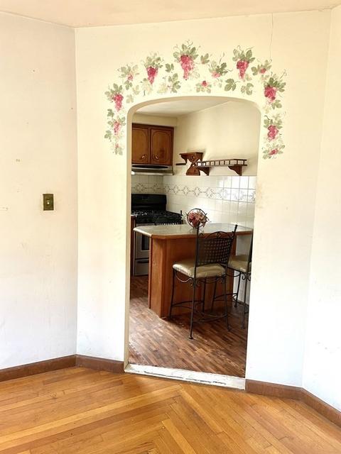 249 Griffin St, Fall River, MA 02724 photo 3
