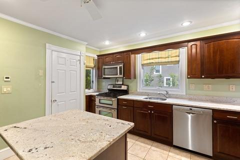 103 Maple St, Milton, MA 02186 photo 8