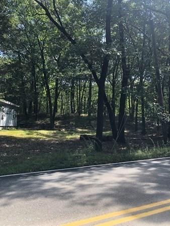 2425 Lunenburg St, Lancaster, MA 01523 photo 4