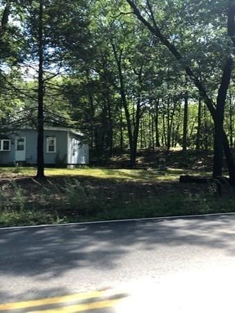 2425 Lunenburg St, Lancaster, MA 01523 photo 2
