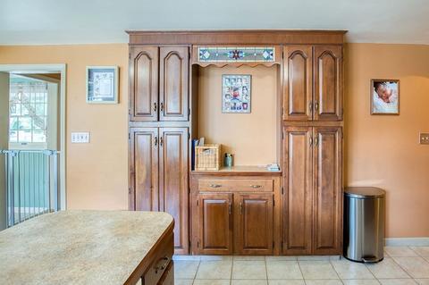215 Dwight Rd, Springfield, MA 01108 photo 12