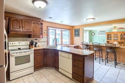 215 Dwight Rd, Springfield, MA 01108 photo 9