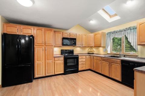2 Kate Dr, Franklin, MA 02038 photo 5