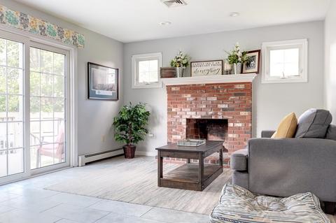 35 Williams Ave, Raynham, MA 02767 photo 8