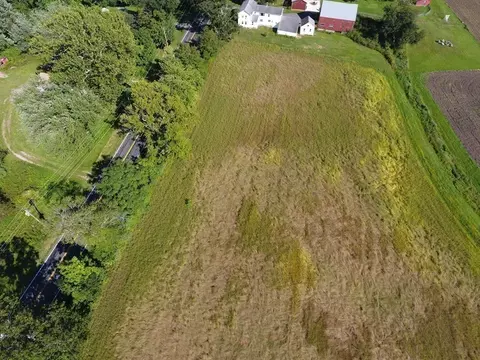 2 East Street, Granby, MA 01033