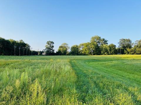 3 East Street, Granby, MA 01033