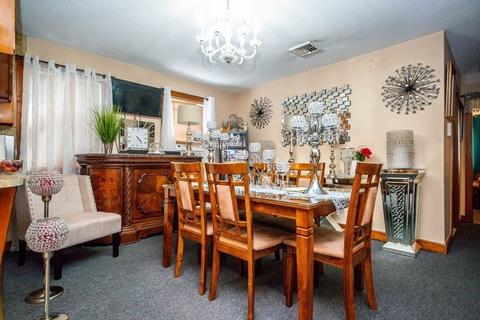 328 Broadway, Fall River, MA 02721 photo 18
