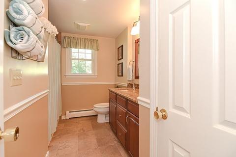 69 Lincoln Rd, Sutton, MA 01590 photo 14