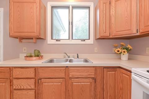 69 Lincoln Rd, Sutton, MA 01590 photo 32