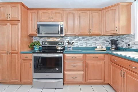 69 Lincoln Rd, Sutton, MA 01590 photo 3
