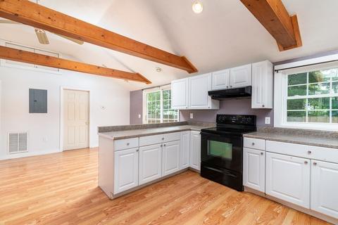 10 12th Ave, Wareham, MA 02571 photo 6