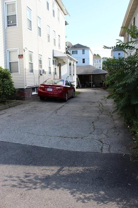 19 Suffield St, Worcester, MA 01610 photo 30
