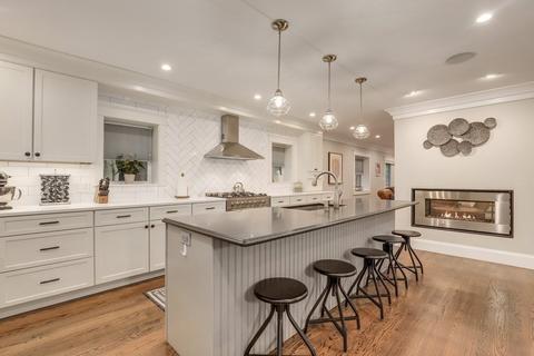 1 Locksley Rd, Lynnfield, MA 01940 photo 11