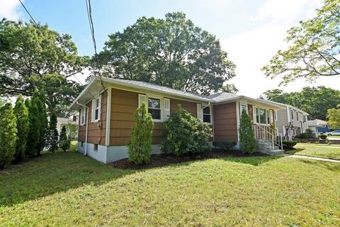277 Austin St, Fall River, MA 02723 photo 3