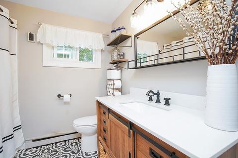 59 Portulaca Dr, Springfield, MA 01129 photo 4