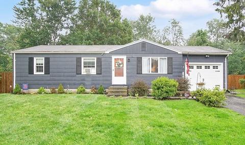 59 Portulaca Dr, Springfield, MA 01129 photo 1
