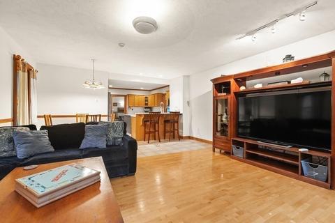 51 Thompson St, Maynard, MA 01754 photo 9