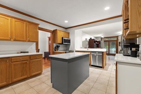 51 Thompson St, Maynard, MA 01754 photo 13