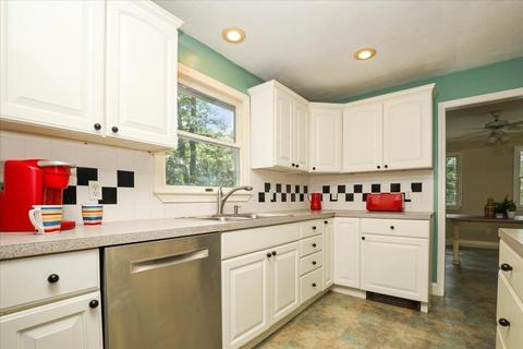 67 Pinecrest Ave, Mashpee, MA 02649 photo 10