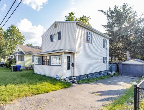 14 Pelham St, Springfield, MA 01109 photo 3