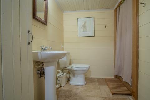 26 Thurston Point Rd, Gloucester, MA 01930 photo 32