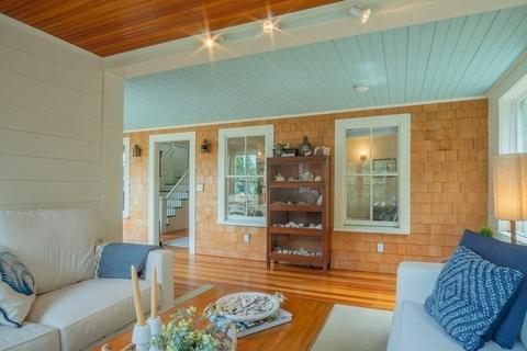 26 Thurston Point Rd, Gloucester, MA 01930 photo 18
