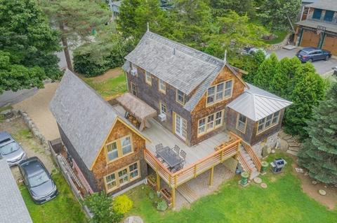 26 Thurston Point Rd, Gloucester, MA 01930 photo 1