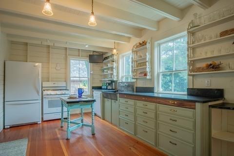 26 Thurston Point Rd, Gloucester, MA 01930 photo 10