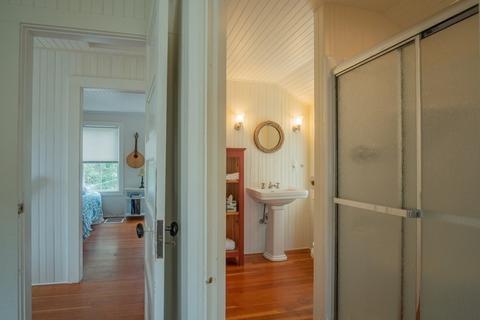 26 Thurston Point Rd, Gloucester, MA 01930 photo 23