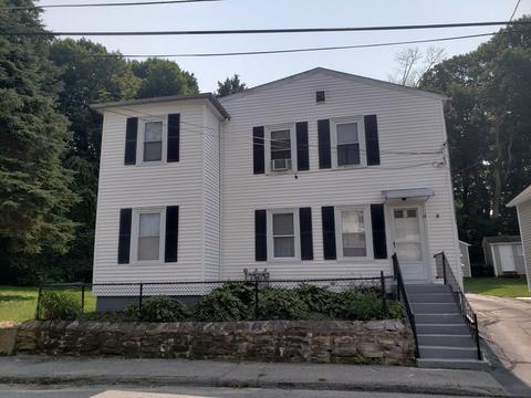 14 Goddard St, Webster, MA 01570 photo 2