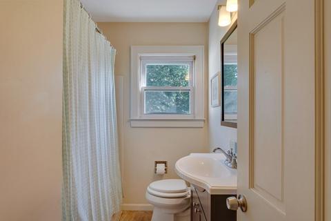 494 E Central St, Franklin, MA 02038 photo 16