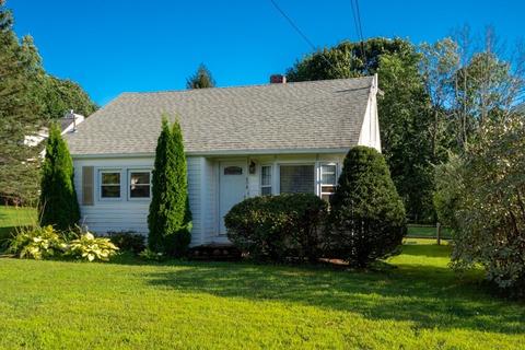494 E Central St, Franklin, MA 02038 photo 1