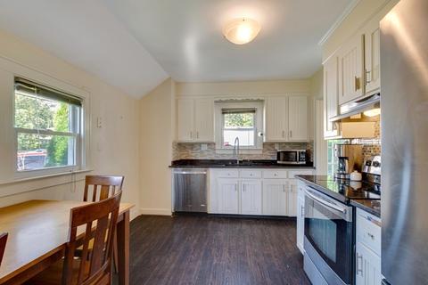 494 E Central St, Franklin, MA 02038 photo 6