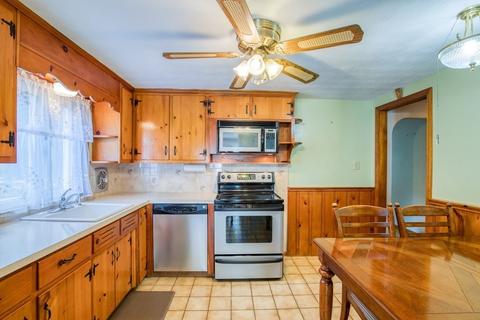64 Plumtree Rd, Springfield, MA 01118 photo 6