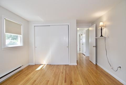 75 Rosella St, Springfield, MA 01118 photo 24