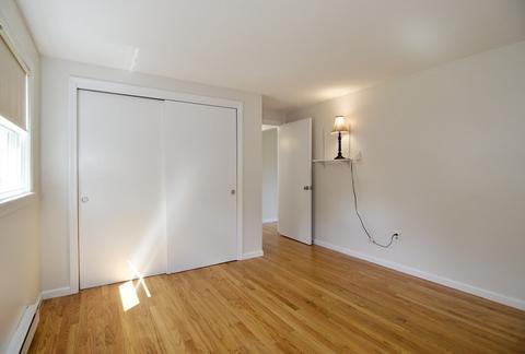 75 Rosella St, Springfield, MA 01118 photo 22