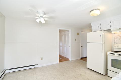 75 Rosella St, Springfield, MA 01118 photo 6