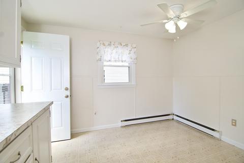 75 Rosella St, Springfield, MA 01118 photo 7