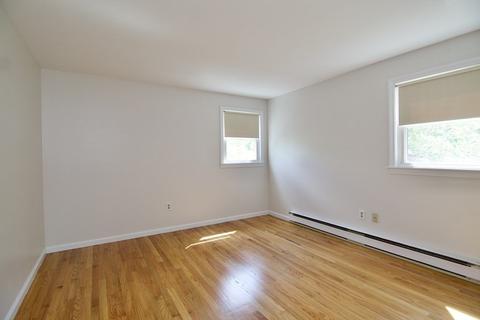 75 Rosella St, Springfield, MA 01118 photo 21