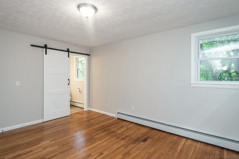 65 Flagg St, Worcester, MA 01602 photo 17