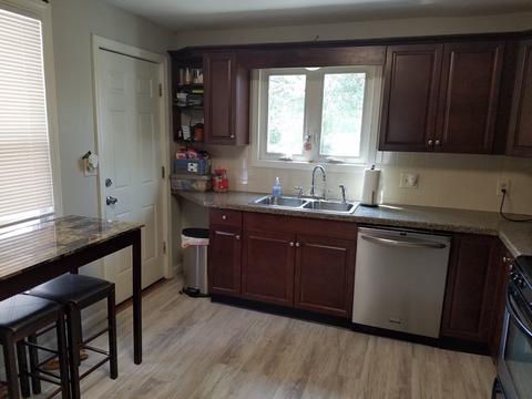 162 Hampden St, Chicopee, MA 01013 photo 4