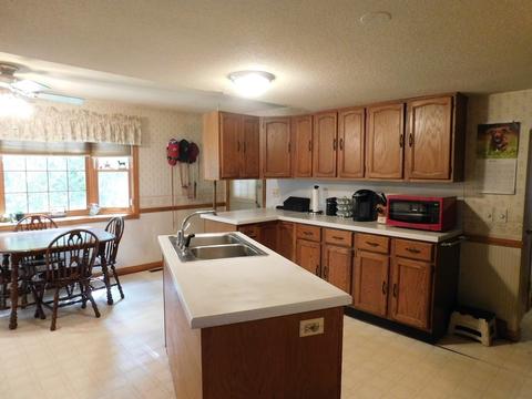 219 Bowles Park, Springfield, MA 01104 photo 9