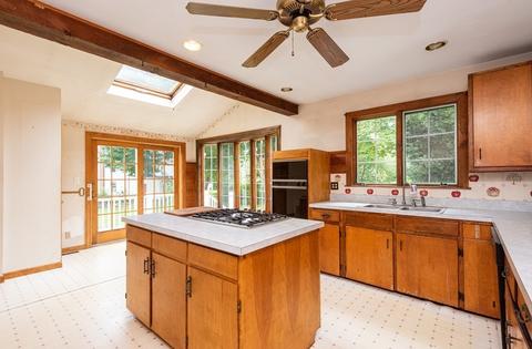 13 Prospect St, Georgetown, MA 01833 photo 10