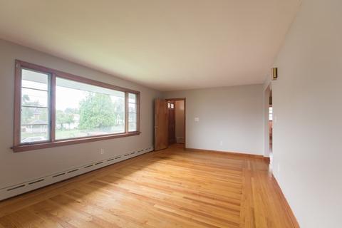 317 Dwelly St, Fall River, MA 02724 photo 28