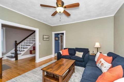 30 Avon St, Reading, MA 01867 photo 2