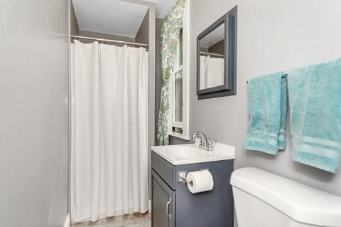 30 Avon St, Reading, MA 01867 photo 10