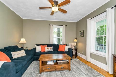30 Avon St, Reading, MA 01867 photo 3