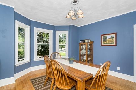 30 Avon St, Reading, MA 01867 photo 8